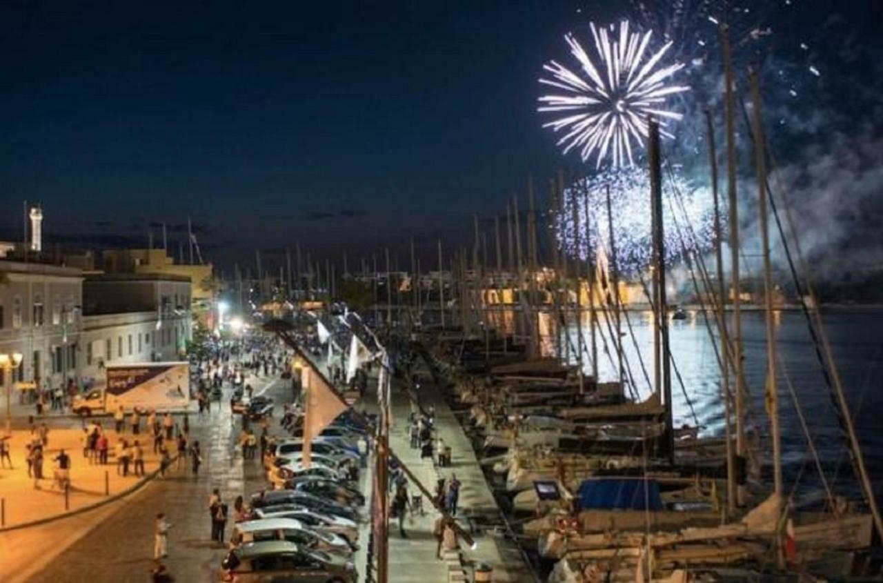 La Piazzetta Bed & Breakfast Brindisi Luaran gambar
